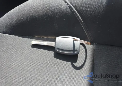 2018 Ford Focus Se z USA, uszkodzony, nr VIN 1FADP3K21JL315716